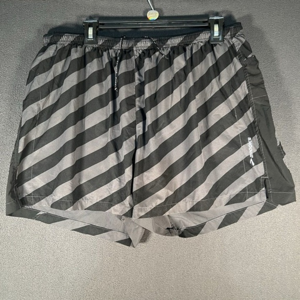 Brooks Running Gray Black‎ Striped Womens lined Small Athletic Shorts EUC